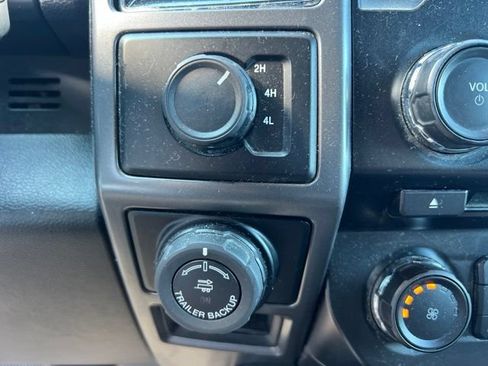 Used 2017 Ford F150 XLT w/ Equipment Group 302A Luxury AWD/4WD image 26