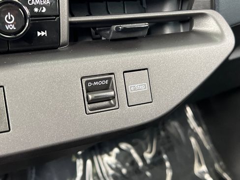 New 2026 Nissan Leaf Platinum+ w/ Cargo Package (Platinum+) image 30