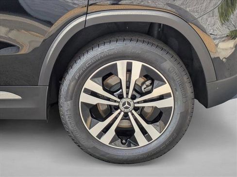 Certified 2025 Mercedes-Benz GLA 250 image 21