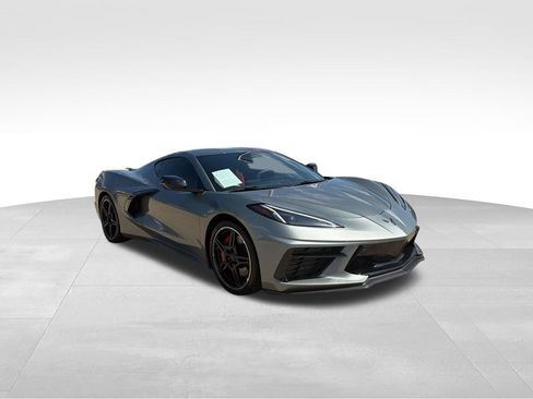 Used 2024 Chevrolet Corvette Stingray Premium Cpe w/ Z51 Performance Package RWD image 9