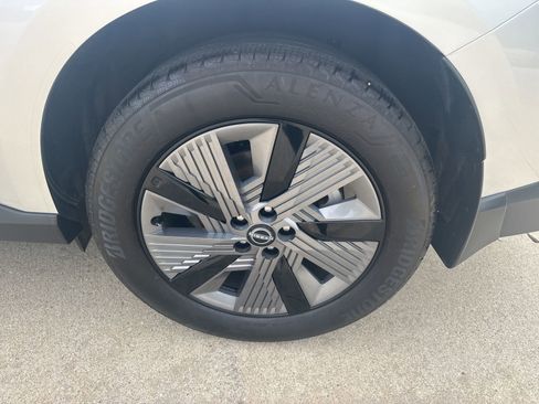 Used 2025 Nissan Murano SL AWD/4WD image 10