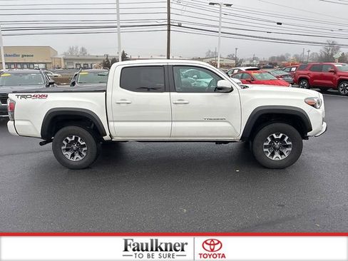 Certified 2020 Toyota Tacoma TRD Off-Road w/ TRD Premium Off Road Package image 6