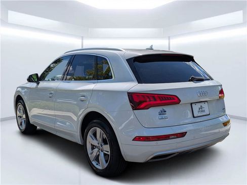 Used 2019 Audi Q5 2.0T Premium Plus w/ Premium Plus Package AWD/4WD image 9