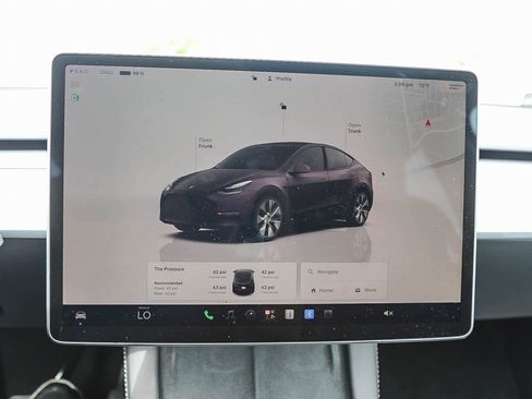 Used 2023 Tesla Model Y Long Range AWD/4WD image 22
