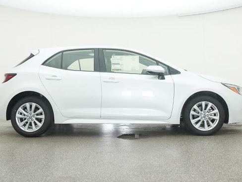 New 2025 Toyota Corolla SE image 96