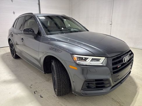 Used 2019 Audi SQ5 Prestige image 3
