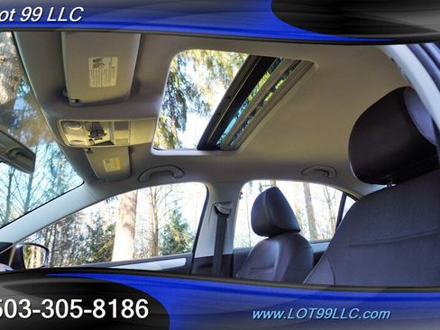 Used 2012 Volkswagen Jetta TDI FWD image 3