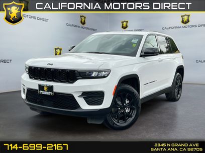 Used 2025 Jeep Grand Cherokee Altitude