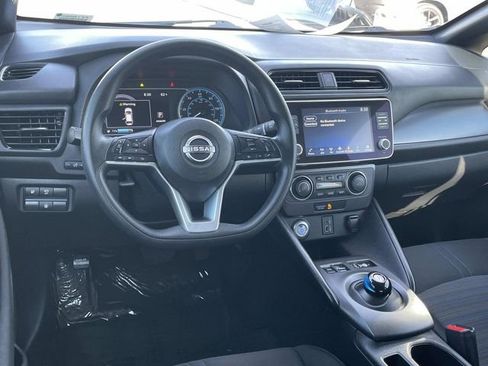 Used 2023 Nissan Leaf S image 7