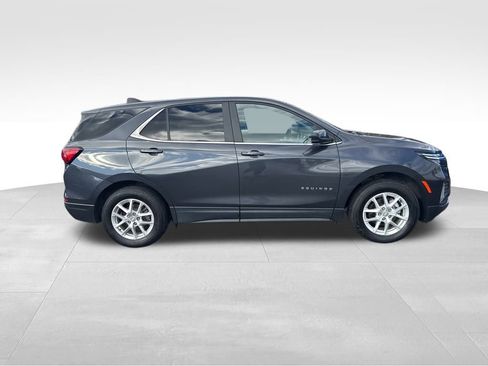 Used 2023 Chevrolet Equinox LT image 7