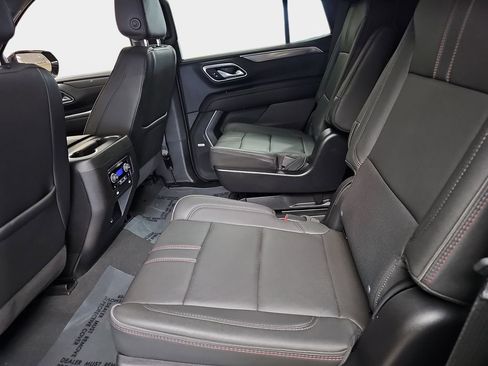Used 2024 Chevrolet Tahoe RST w/ Luxury Package AWD/4WD image 17