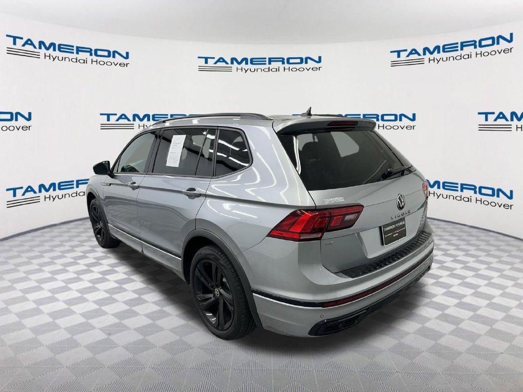 Used 2024 Volkswagen Tiguan SE R-Line FWD image 3