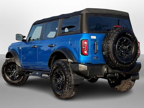 Used 2022 Ford Bronco Wildtrak image 10