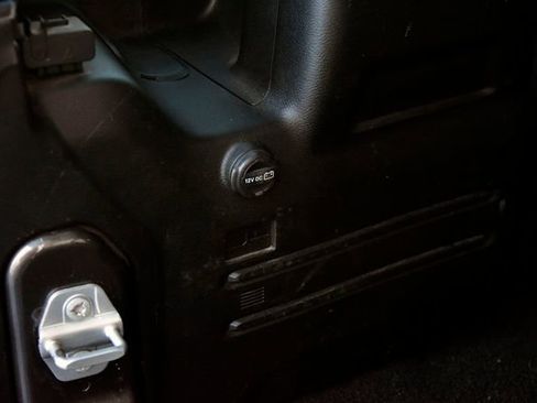 Used 2020 Jeep Wrangler Unlimited Sport S image 15