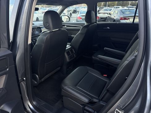 Used 2023 Volkswagen Atlas SE w/ Panoramic Sunroof Package image 22