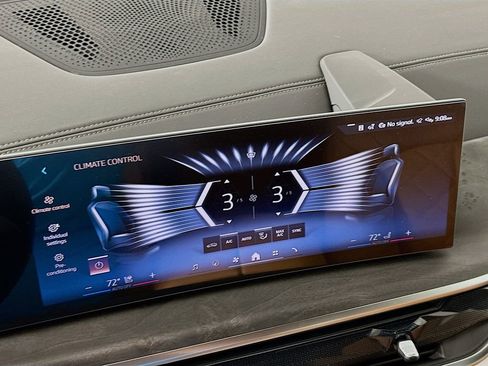 New 2026 BMW X7 xDrive40i w/ M Sport Package image 14