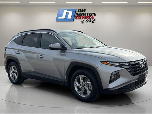 Used 2024 Hyundai Tucson SEL FWD image 3
