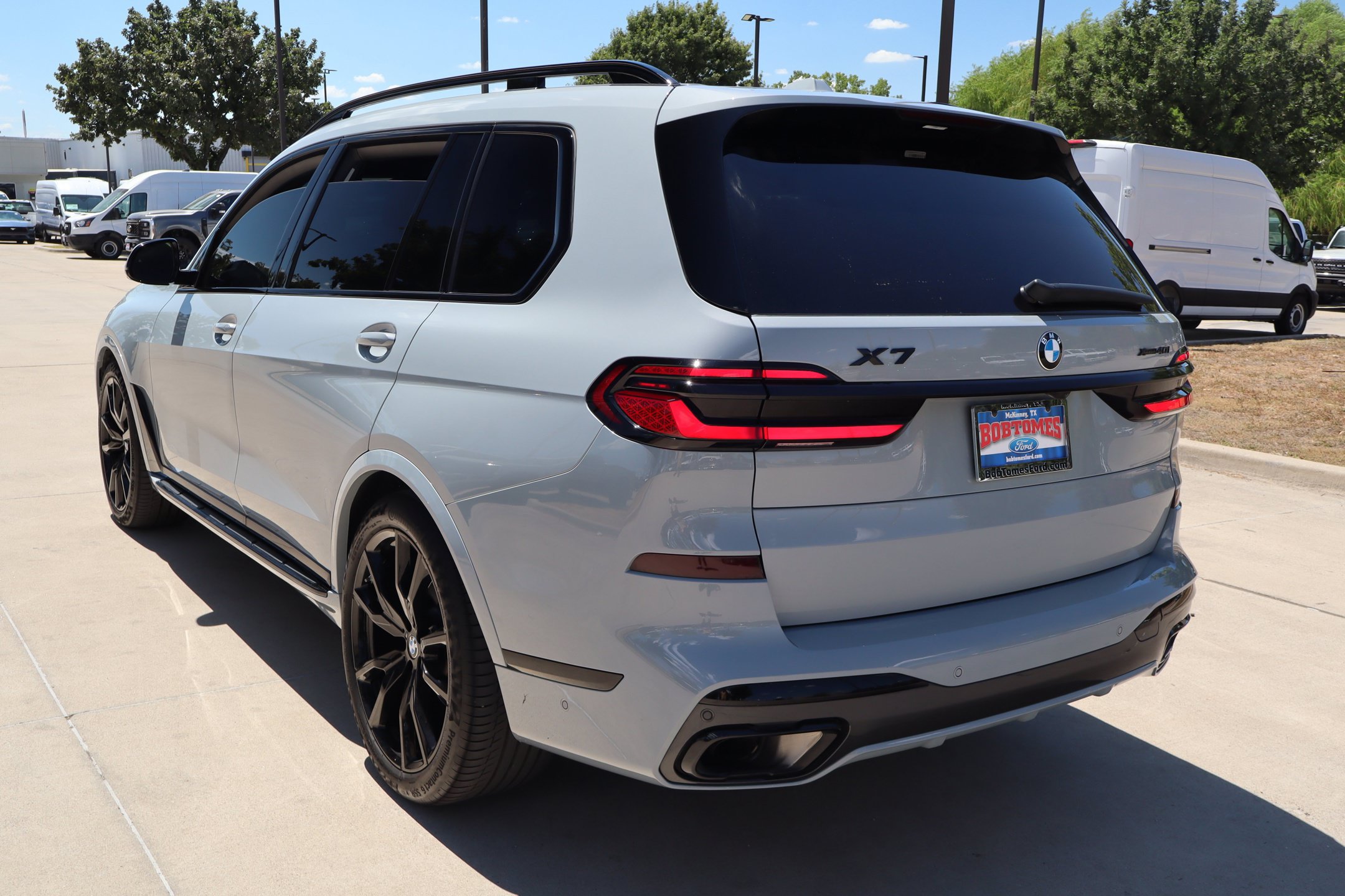 Used 2025 BMW X7 xDrive40i AWD/4WD image 7