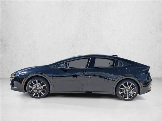 Used 2026 Toyota Prius Plug-In Hybrid w/ Limited Premium Package FWD image 5