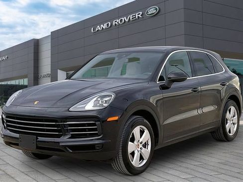 Used 2022 Porsche Cayenne AWD/4WD image 1