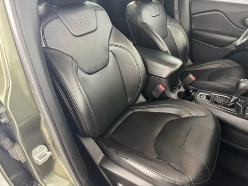 Used 2021 Jeep Cherokee Latitude Lux w/ Sun & Sound Group image 36