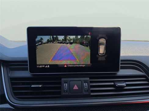 Used 2018 Audi SQ5 Premium Plus image 24