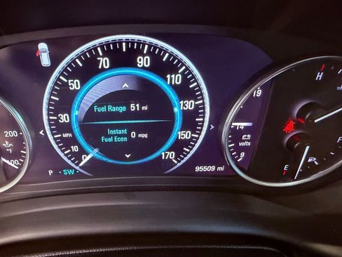 Used 2018 Buick Envision Premium image 25