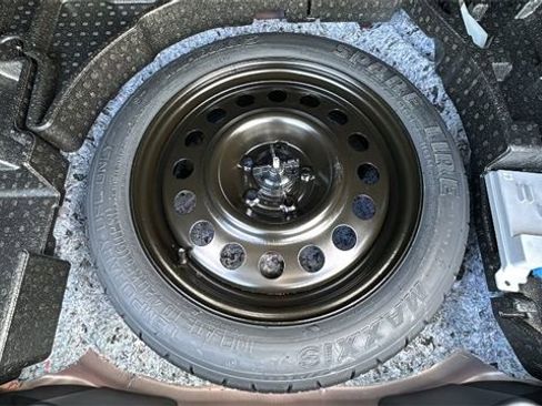 Used 2024 Ford Escape ST-Line Select w/ Tech Pack #2 image 24