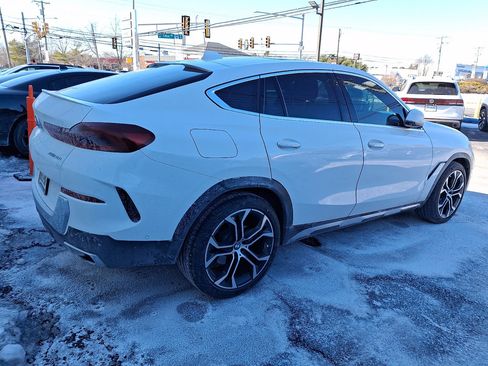 Used 2023 BMW X6 xDrive40i w/ Premium Package image 4