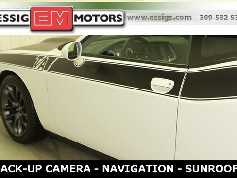 New 2023 Dodge Challenger R/T w/ T/A Package image 34