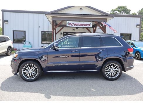 Used 2018 Jeep Grand Cherokee Summit w/ Platinum Series Group AWD/4WD image 2
