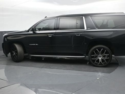 Used 2019 GMC Yukon XL SLT AWD/4WD image 30
