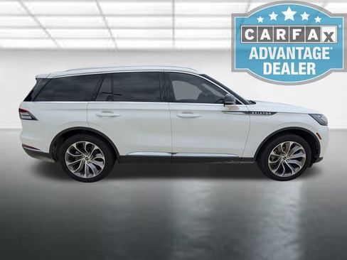 Used 2025 Lincoln Aviator Reserve AWD/4WD image 33