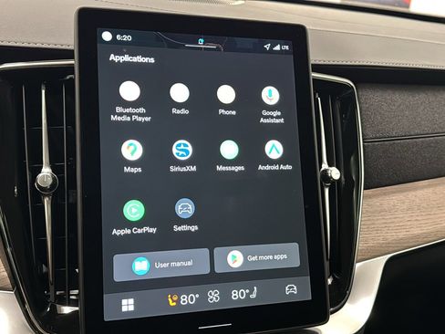 New 2026 Volvo XC90 T8 Plus w/ Protection Package Premier image 17