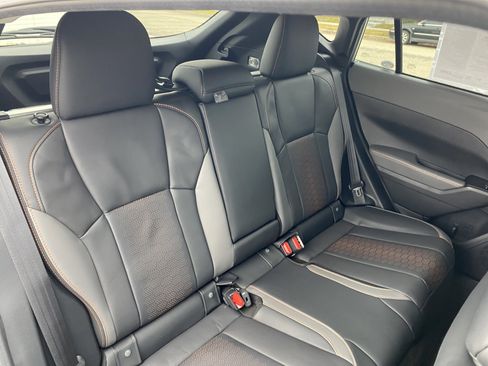 Used 2025 Subaru Crosstrek 2.5i Limited w/ Crosstrek Mirror Package image 20