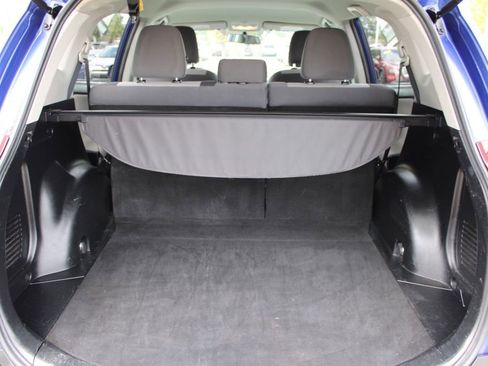 Used 2015 Toyota RAV4 LE image 9