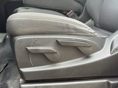 Used 2018 GMC Sierra 1500 SLE image 12