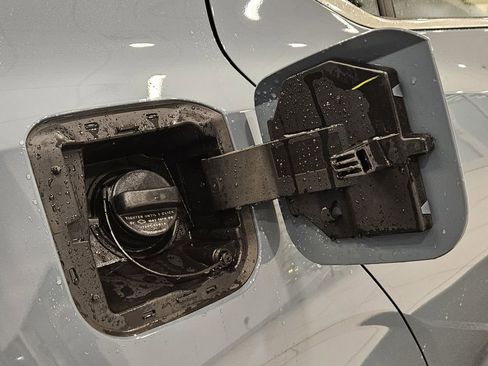 New 2025 Nissan Sentra SV w/ SV Premium Package image 29