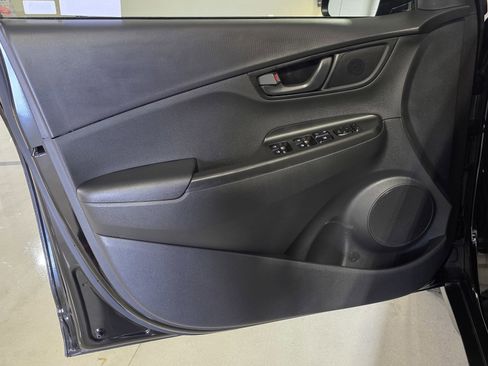 Certified 2021 Hyundai Kona SEL w/ Cargo Package image 20