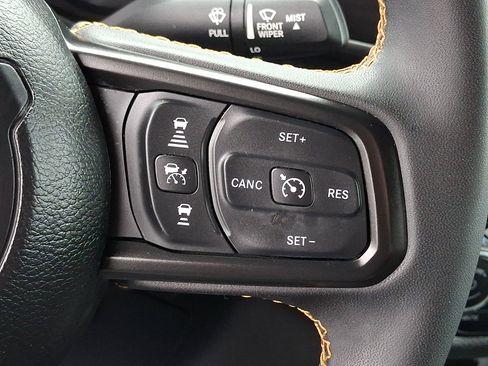 Used 2024 Jeep Wrangler Unlimited AWD/4WD image 22