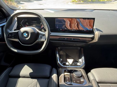 Used 2025 BMW X3 xDrive30i w/ Convenience Package image 26