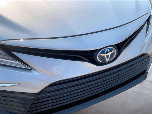 Used 2024 Toyota Camry XLE FWD image 31