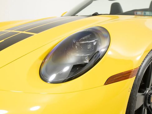 Certified 2026 Porsche 911 Carrera 4 GTS AWD/4WD image 56