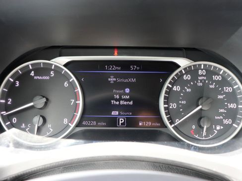 Used 2024 Nissan Sentra SV FWD image 24