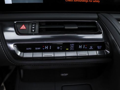 Used 2024 Lexus LC 500 Convertible image 20