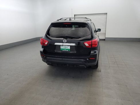 Used 2020 Nissan Pathfinder SL AWD/4WD image 7