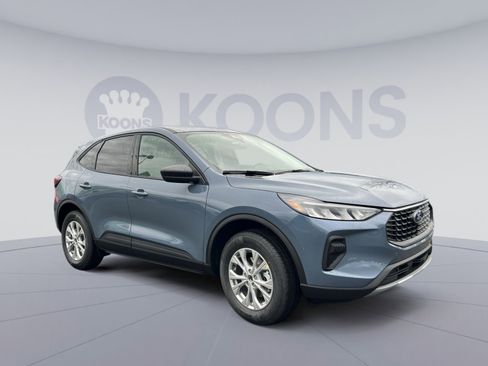 New 2026 Ford Escape Active w/ Cold Weather Package image 10