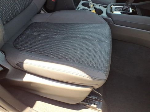 Certified 2025 Subaru Forester Premium AWD/4WD image 18