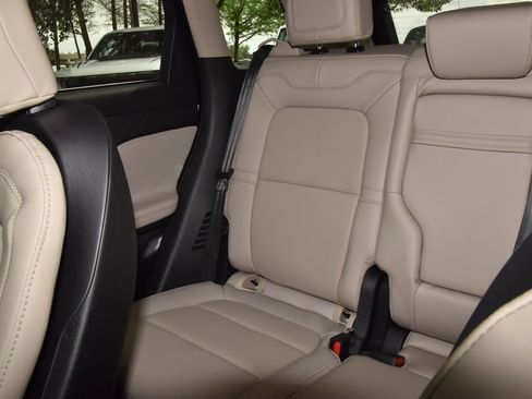 New 2026 Lincoln Corsair Reserve image 19