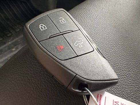 New 2025 Chevrolet Silverado 1500 W/T w/ WT Value Package image 24